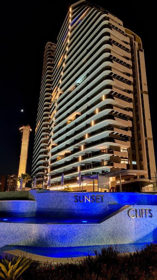 Sunset Cliffs Modern Apartment ベニドルム エクステリア 写真