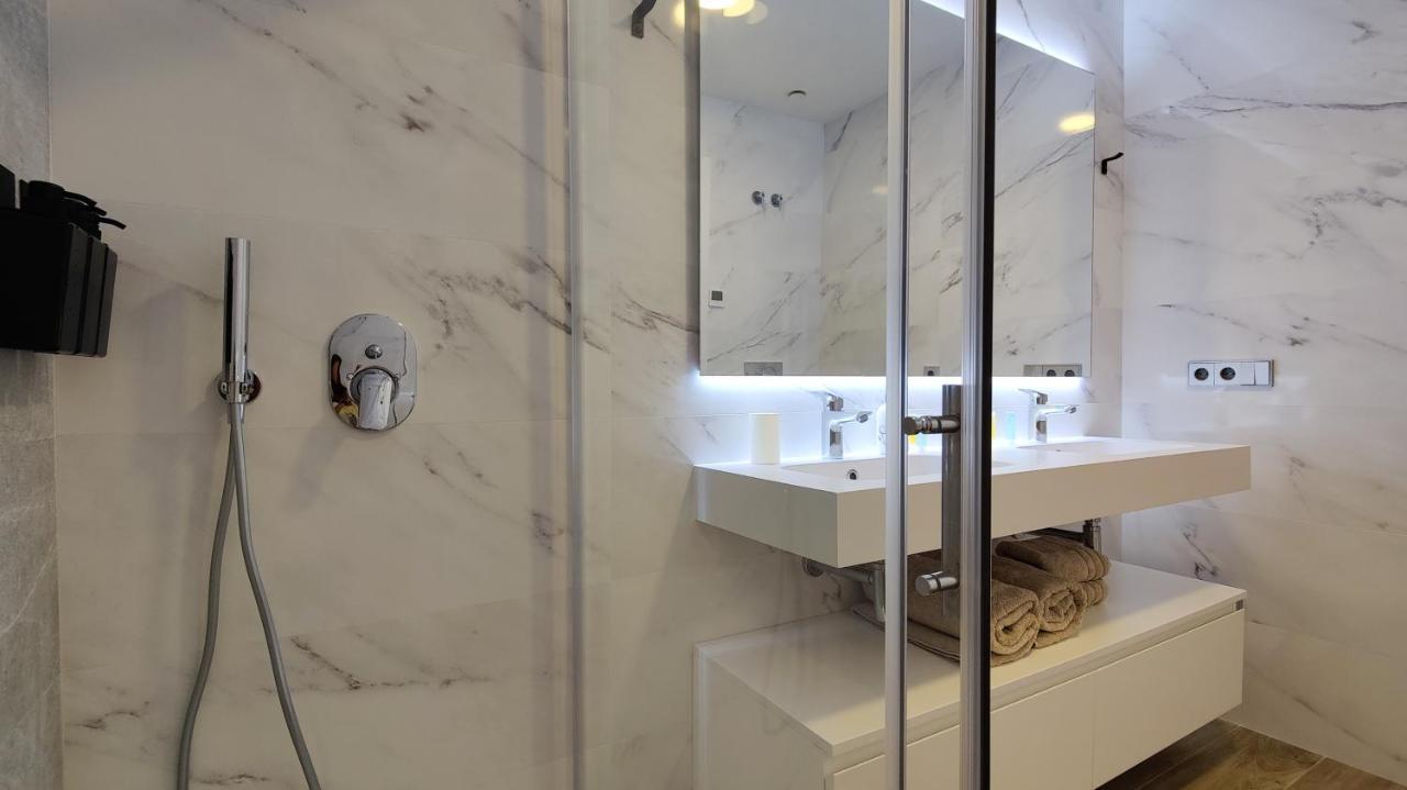 Sunset Cliffs Modern Apartment ベニドルム エクステリア 写真