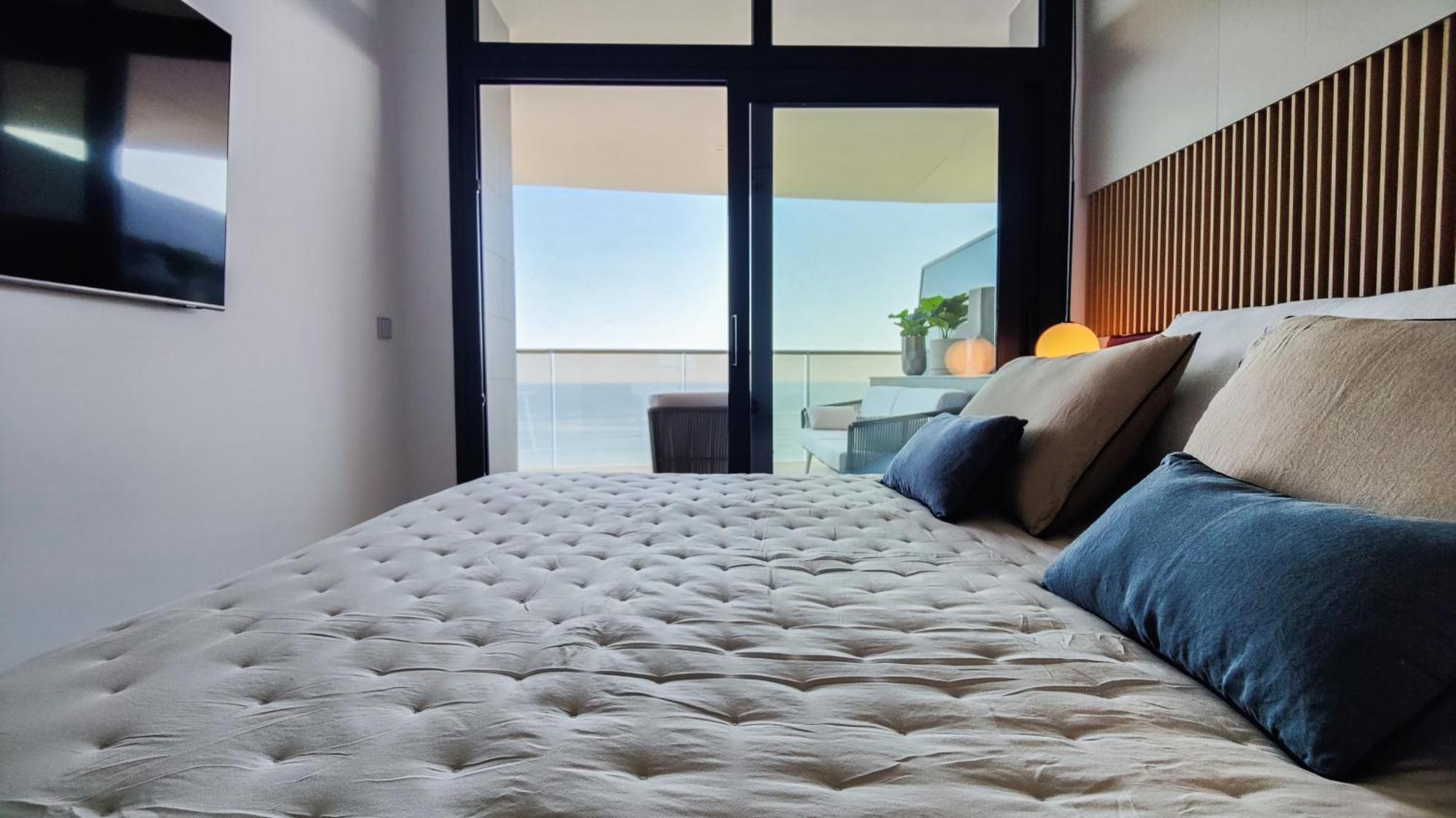 Sunset Cliffs Modern Apartment ベニドルム エクステリア 写真